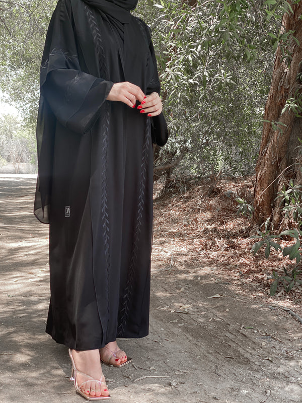 02 #Black embroidered abaya